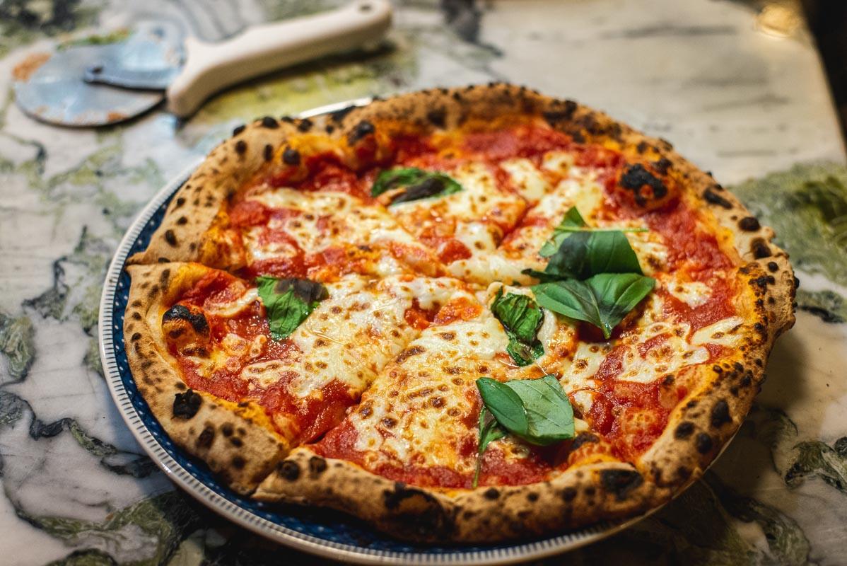 a fresh margherita pizza