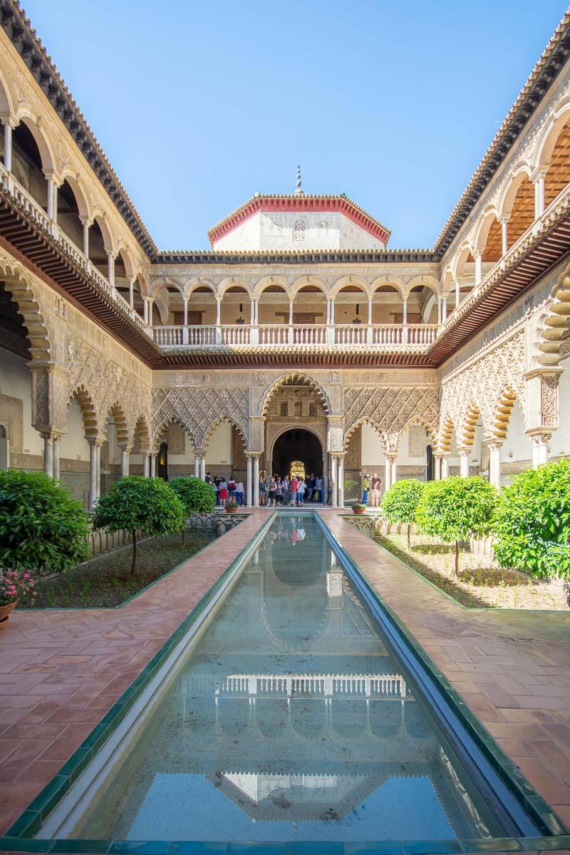 alcazar de sevilla a sevilla spain castle