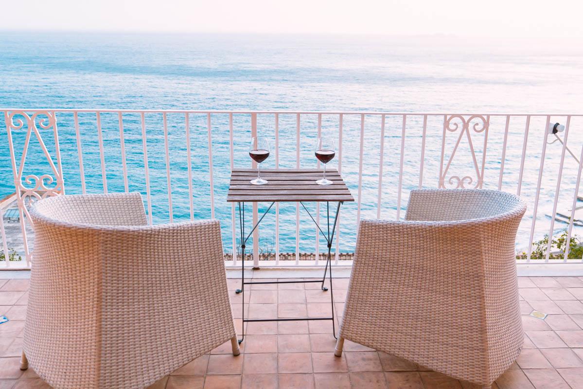 amalfi coast the perfect honeymoon destination