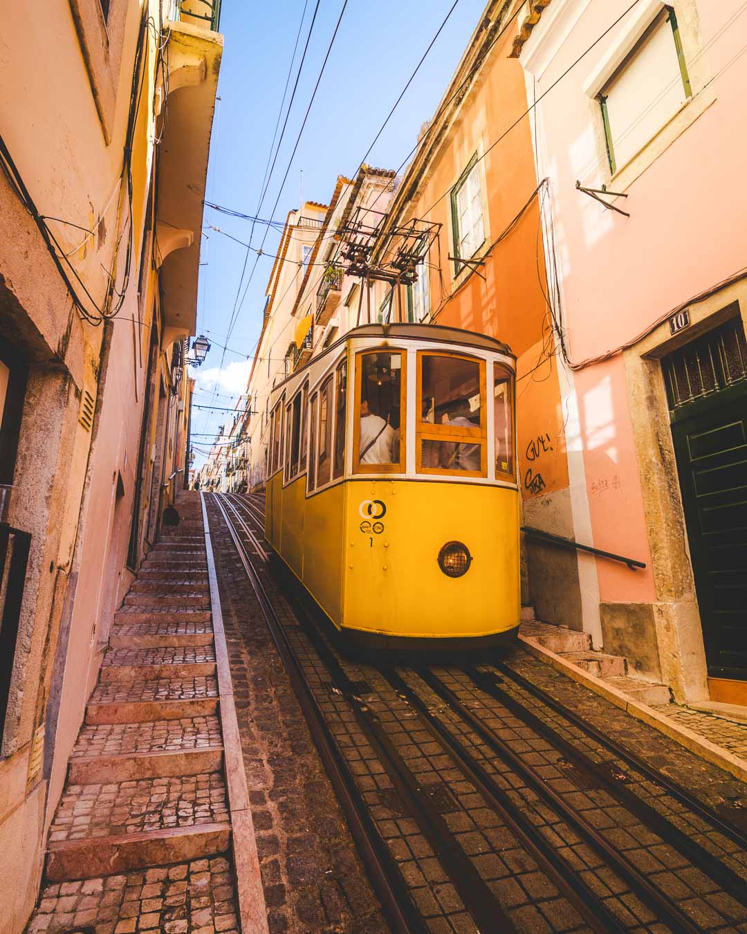 ascensor da bica lisbon portugal