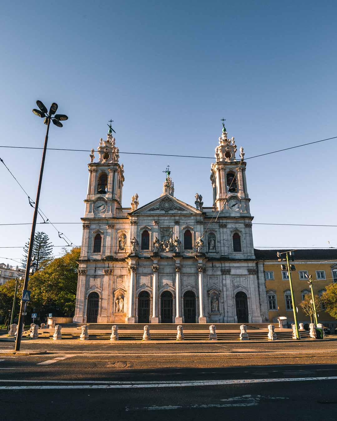 basilica de estrela from the front