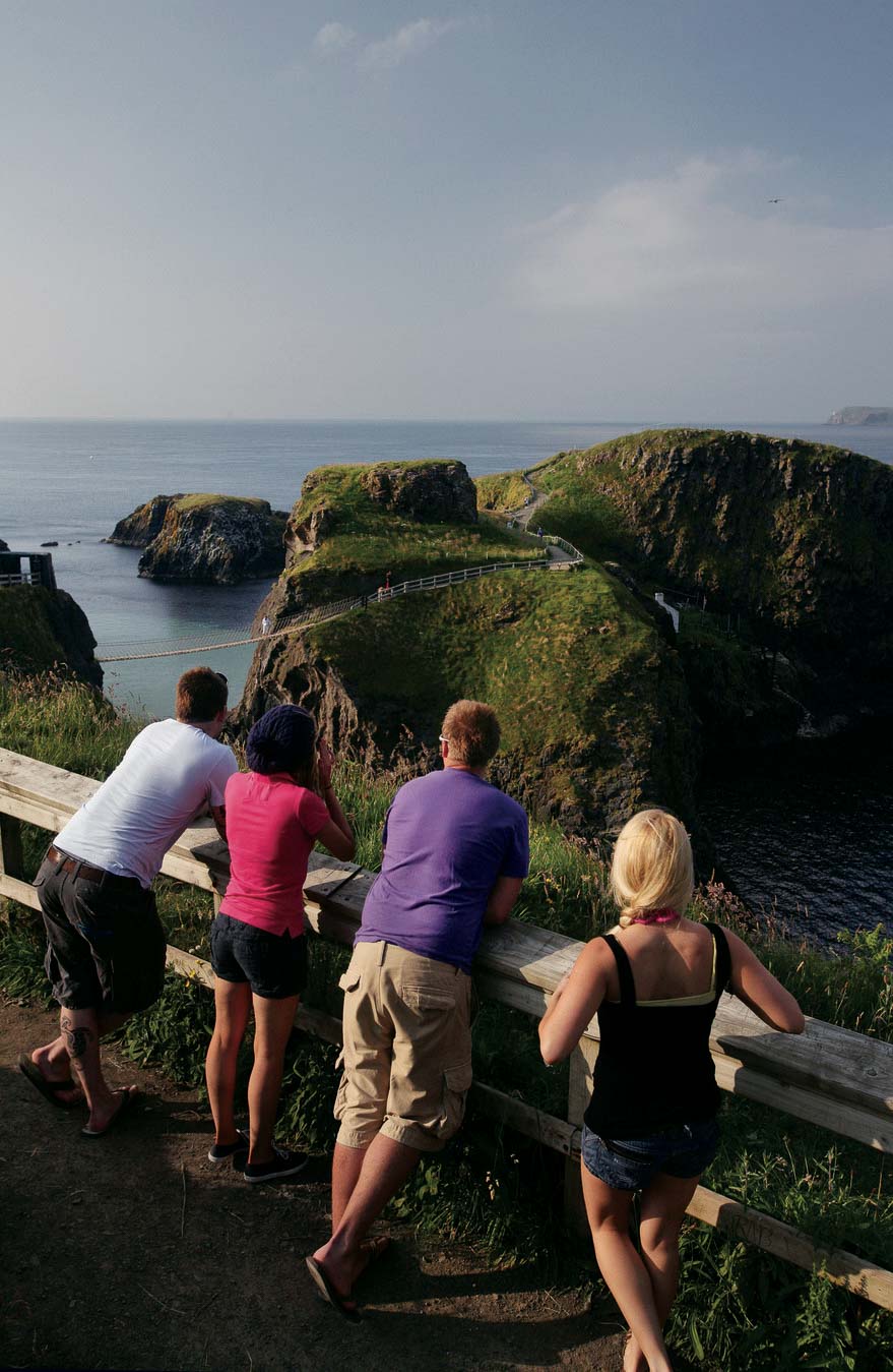 best viewpoint of carrick a rede rope bridge