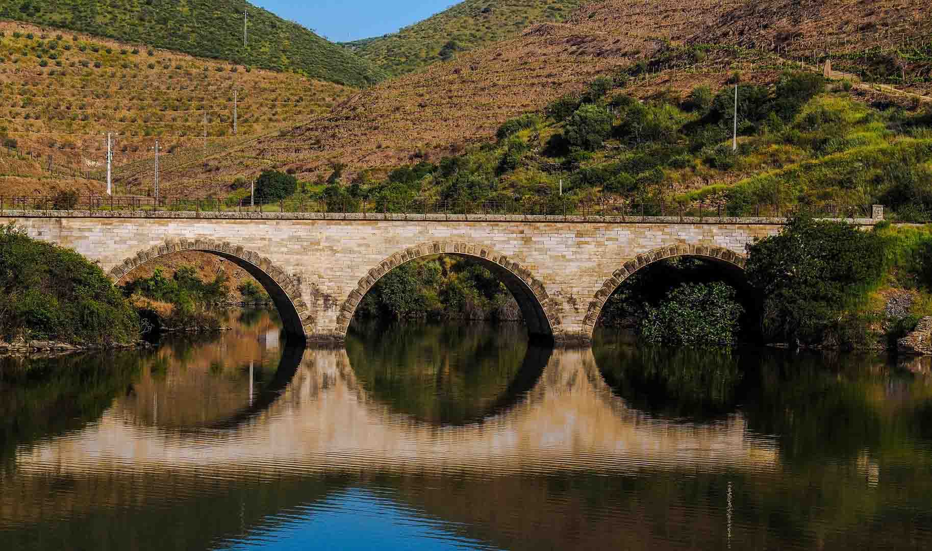 bridge over the duero river spain
