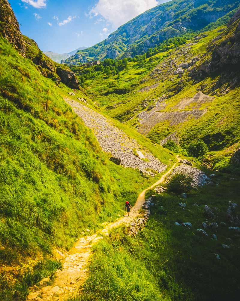 the climb from poncebos to bulnes