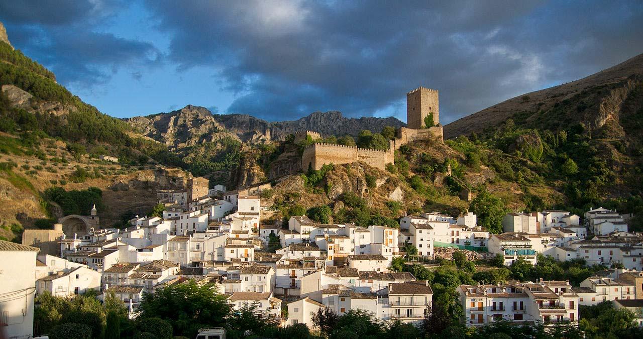 castillo de la yedra spain