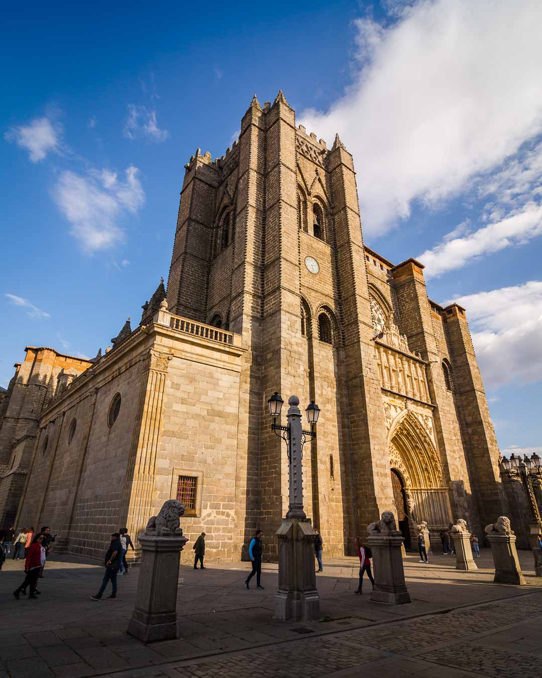 catedral de avila from the front