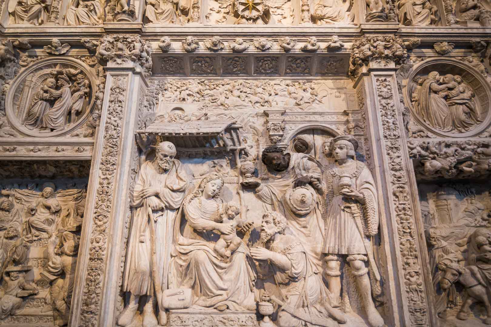 sculptures in catedral de avila