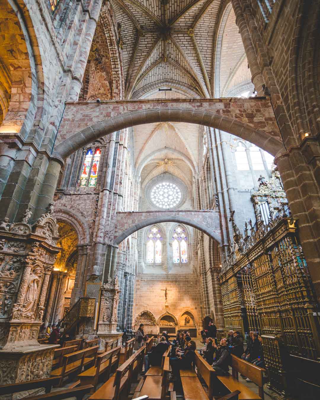 the main hall of the avila cathedral