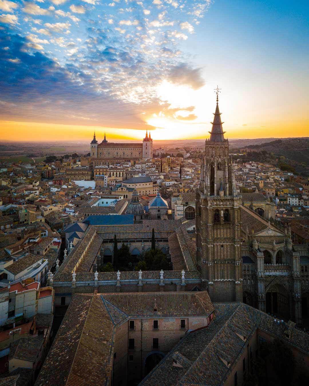 what to do in toledo spain? visit the catedral de toledo as seen here from above