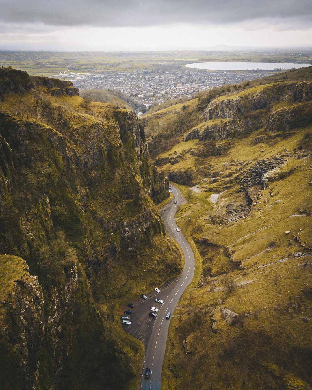 cheddar gorge and cheddar gorge village