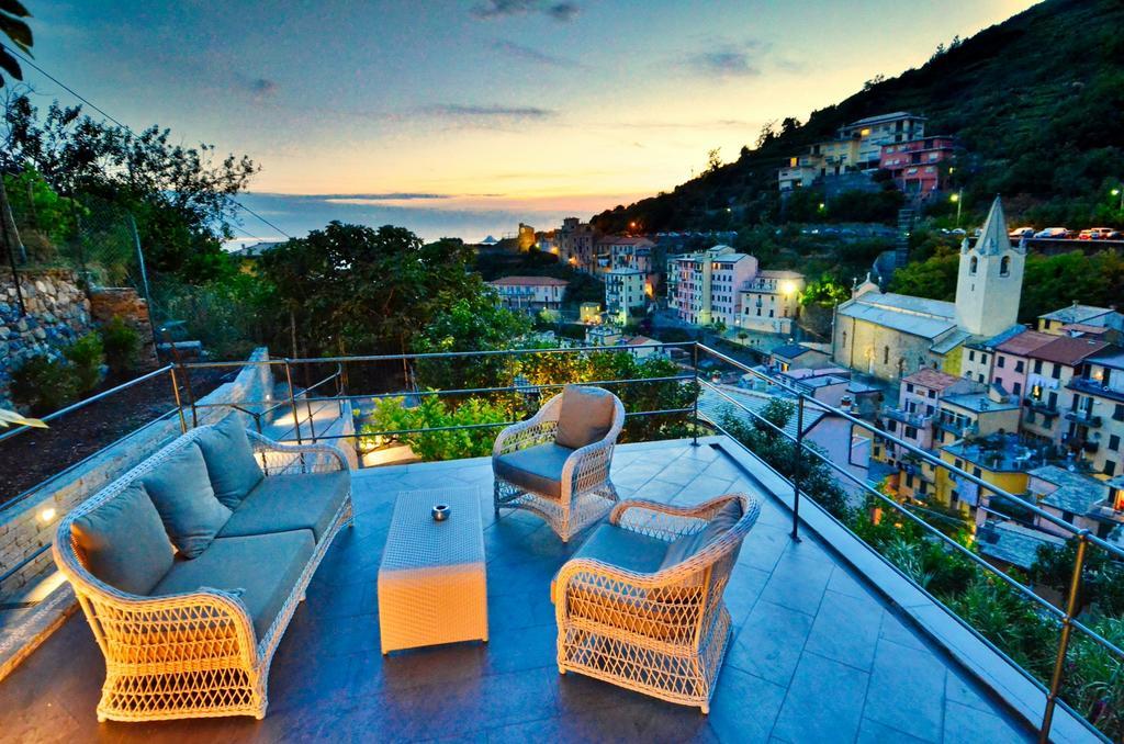 cinque terre residence hotel riomaggiore