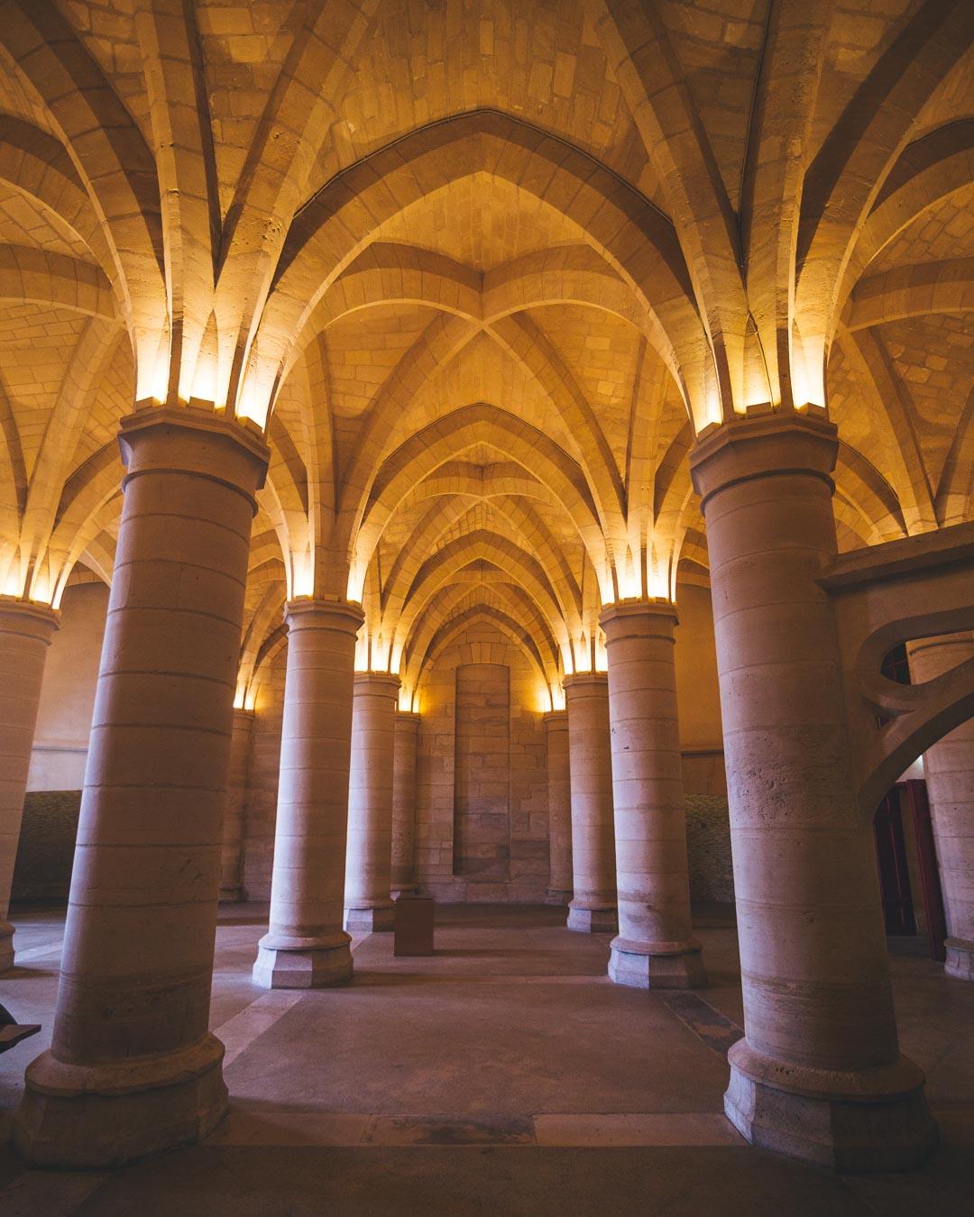 the kitchen in la conciergerie paris