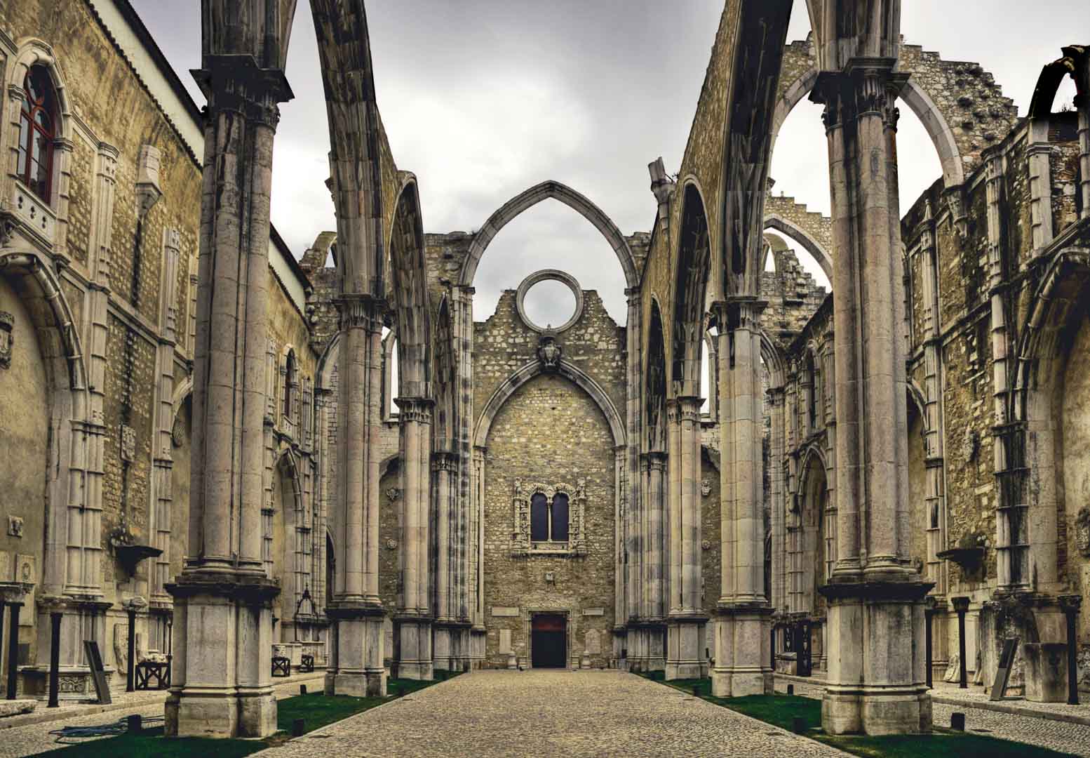 convento do carmo three days in lisbon