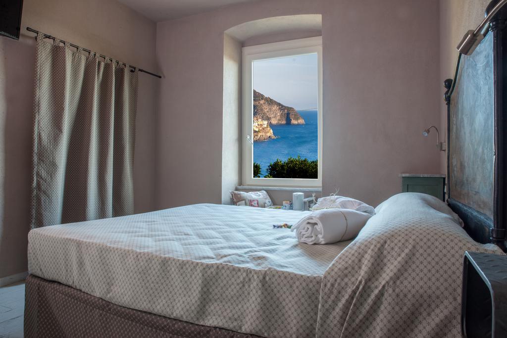 daa maduneta among the best cinque terre italy hotels