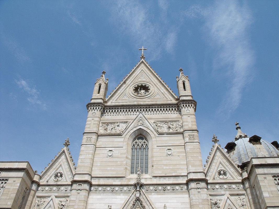 duomi di napoli the cathedral in naples