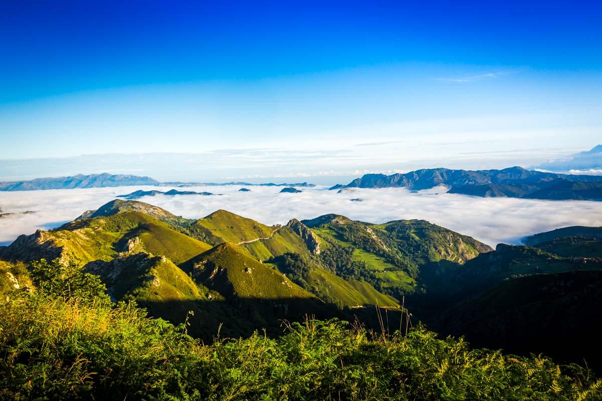 wide angle shot of the view at the mirador