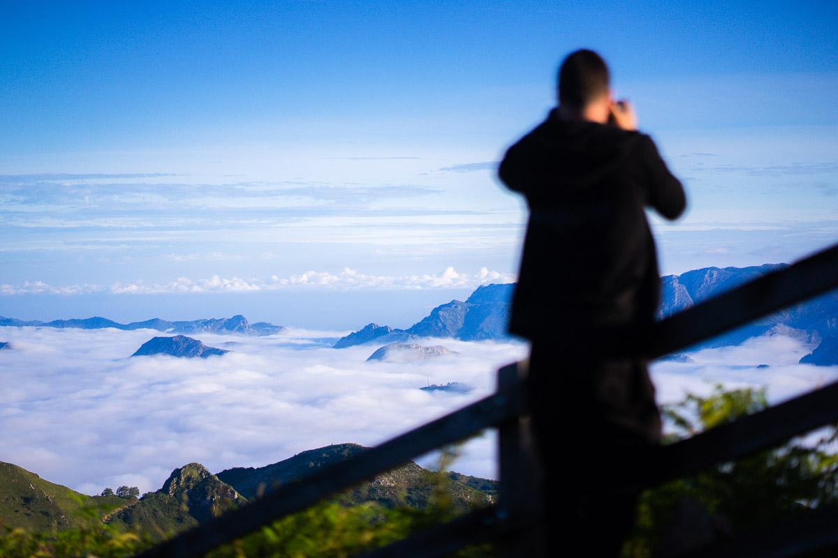 kevmrc taking photos at the mirador de la reina asturias spain