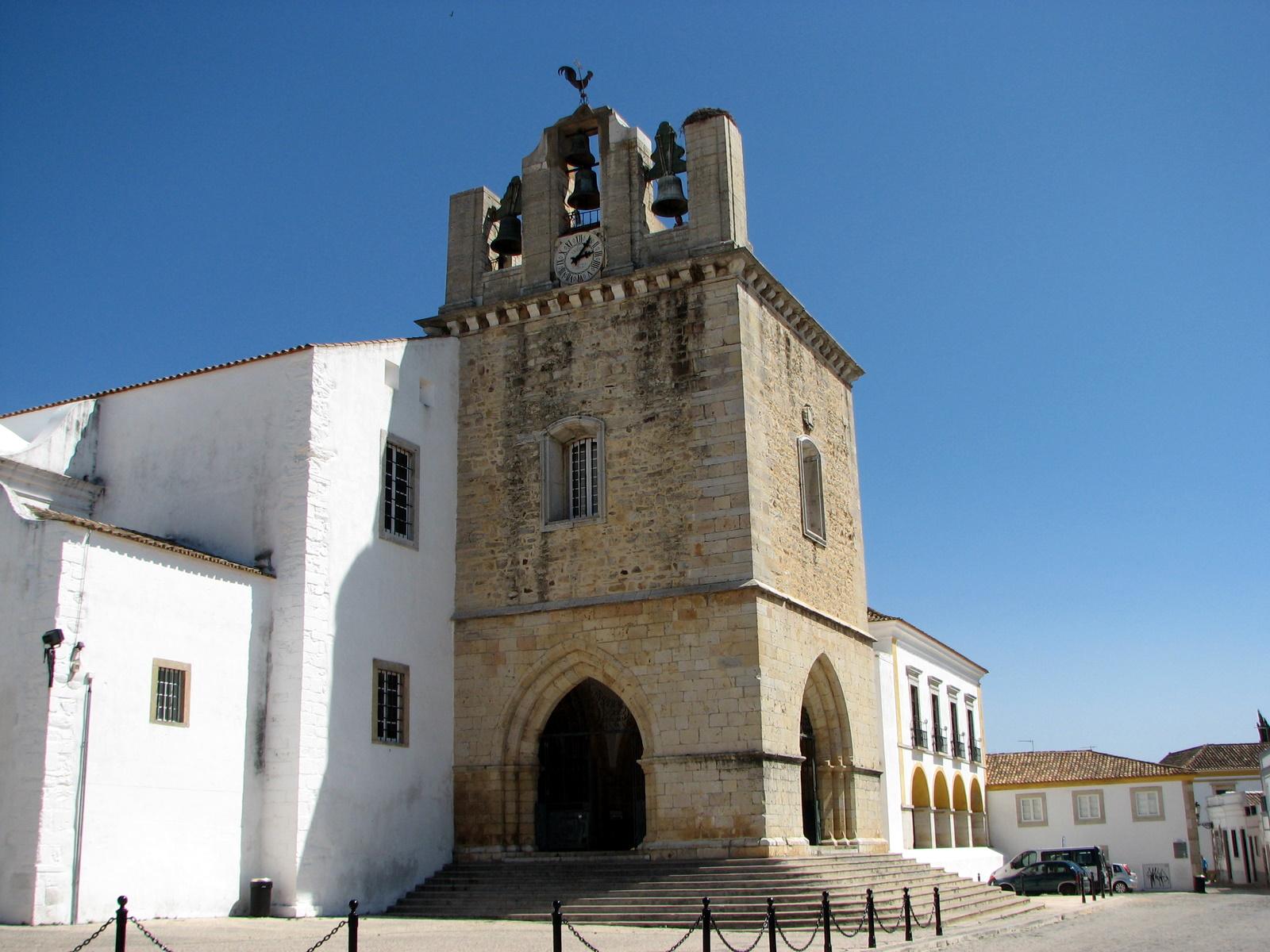 faro cathedral in faro portugal