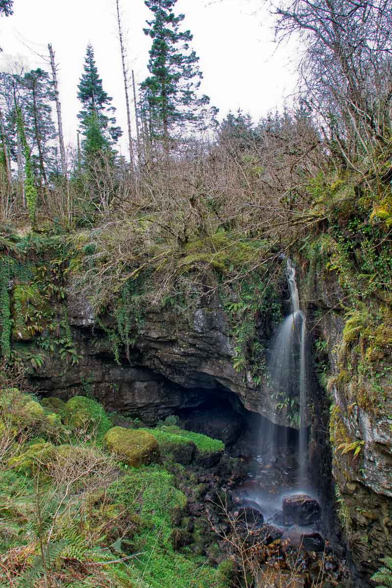 game of thrones filming location ireland pollnagollum cave hollow hill