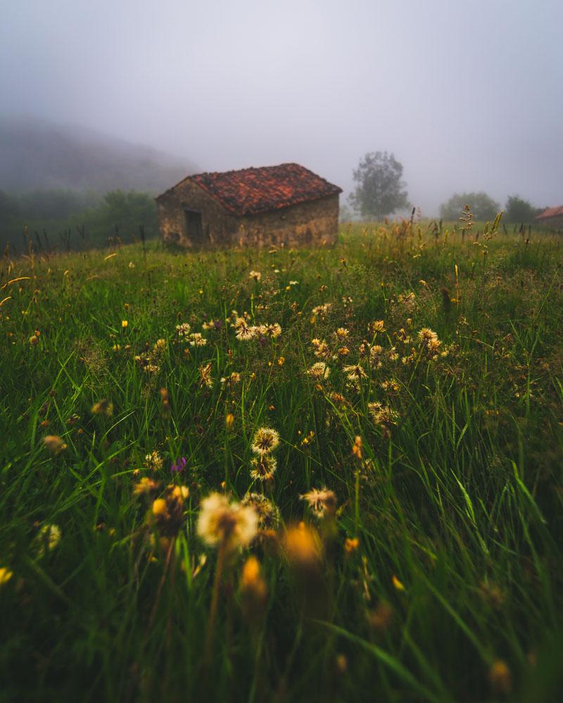 change of weather at the mountain hut from the start