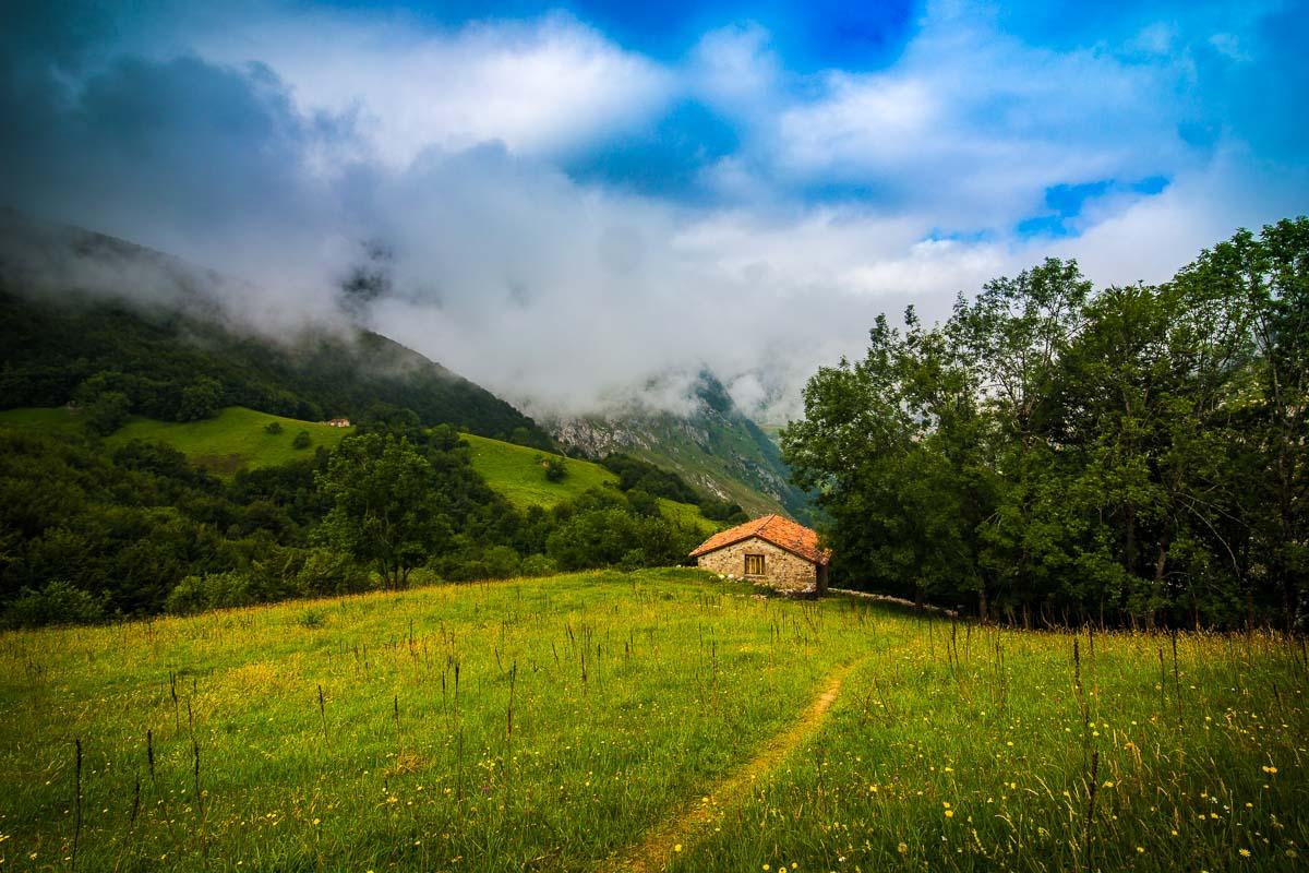 wide version of mountain hut