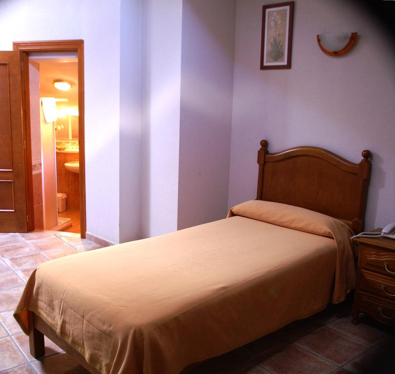 hostel el rincon avila spain