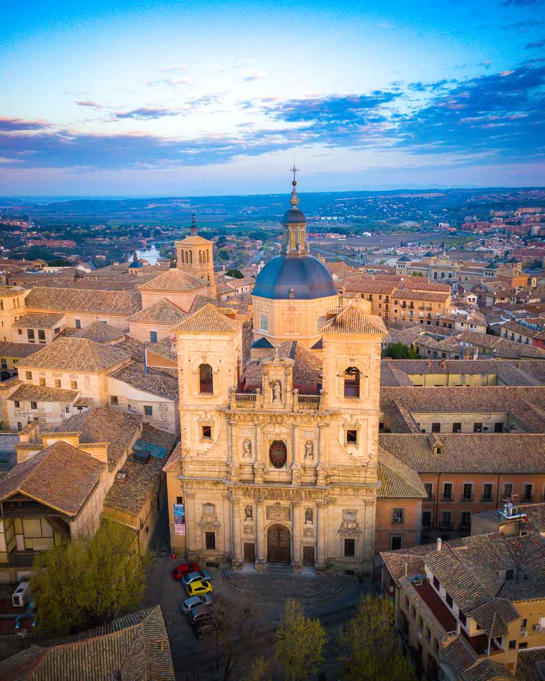 iglesia de los jesuitas from above on a day trip to toledo from madrid
