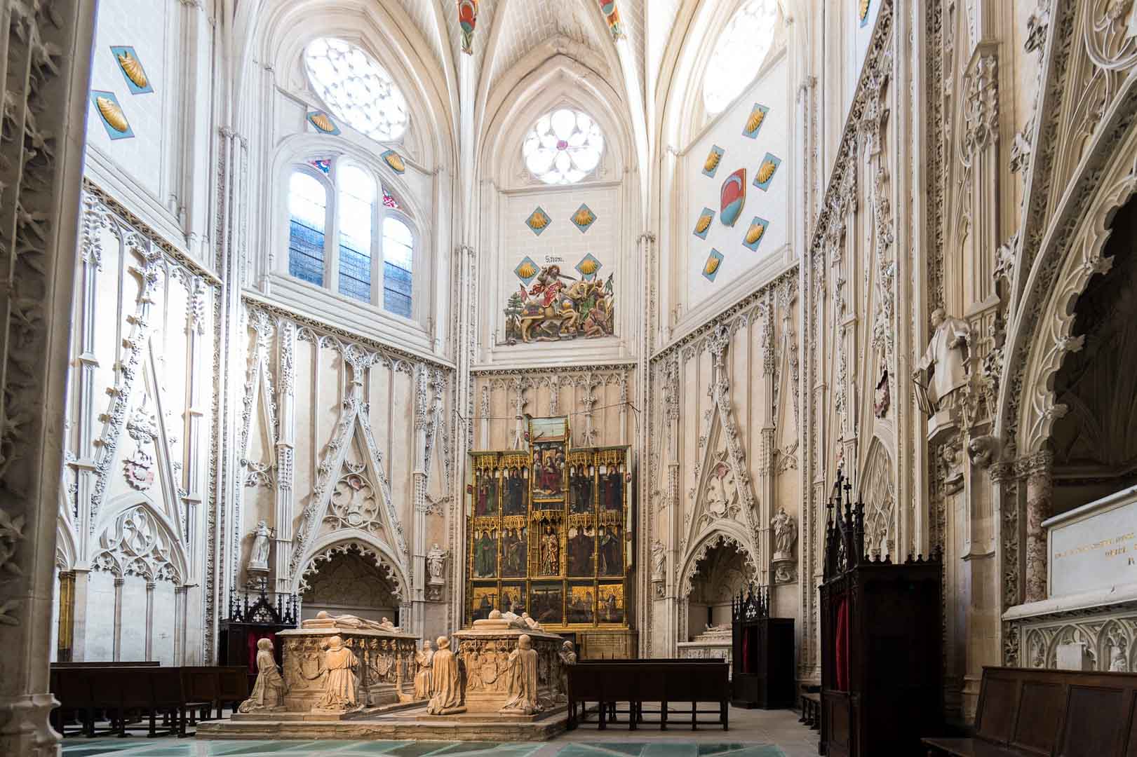 inside the toledo cathedral spain
