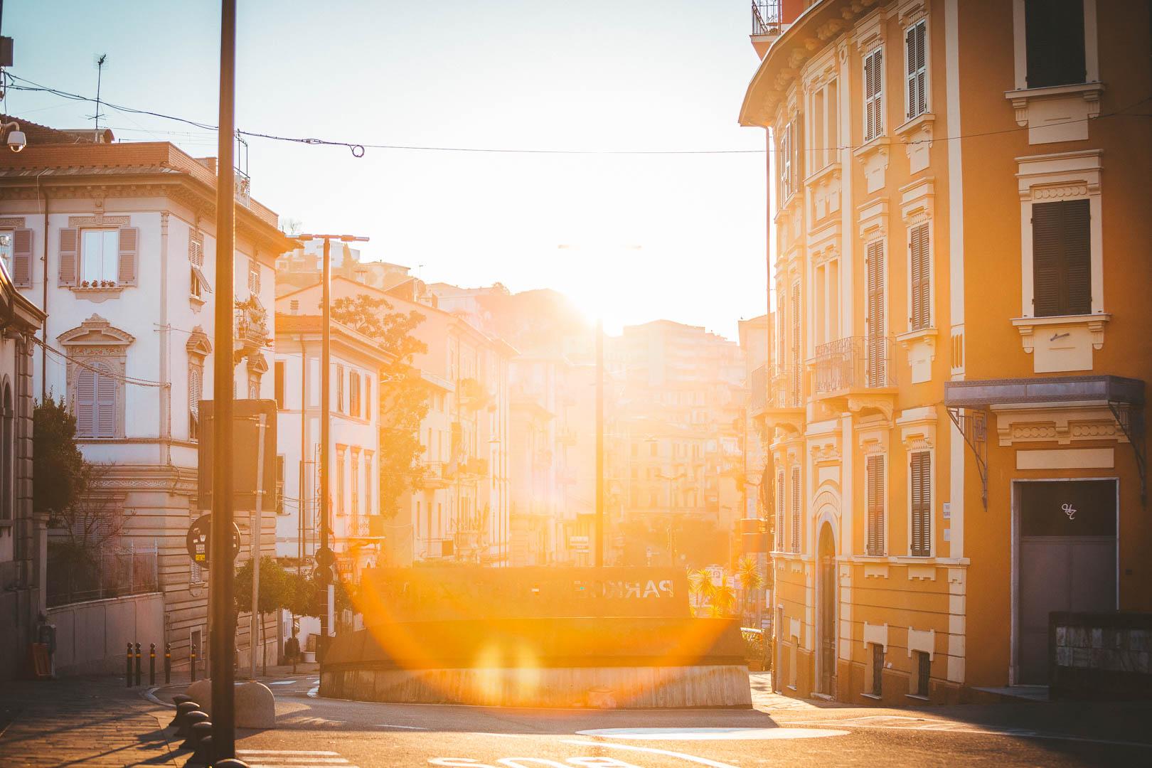 warm light in la spezia