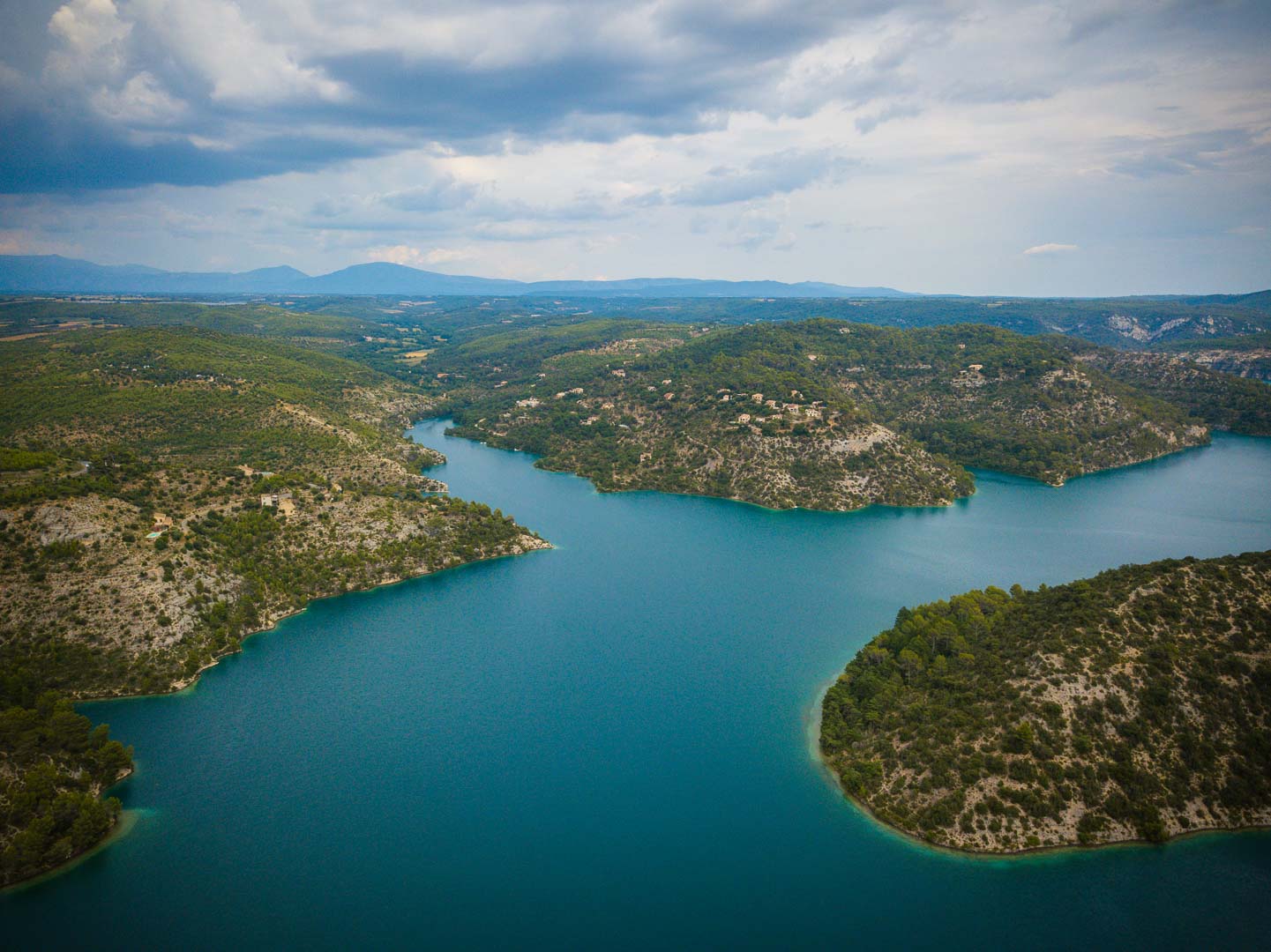 lac esparron de verdon in gorges du verdon france