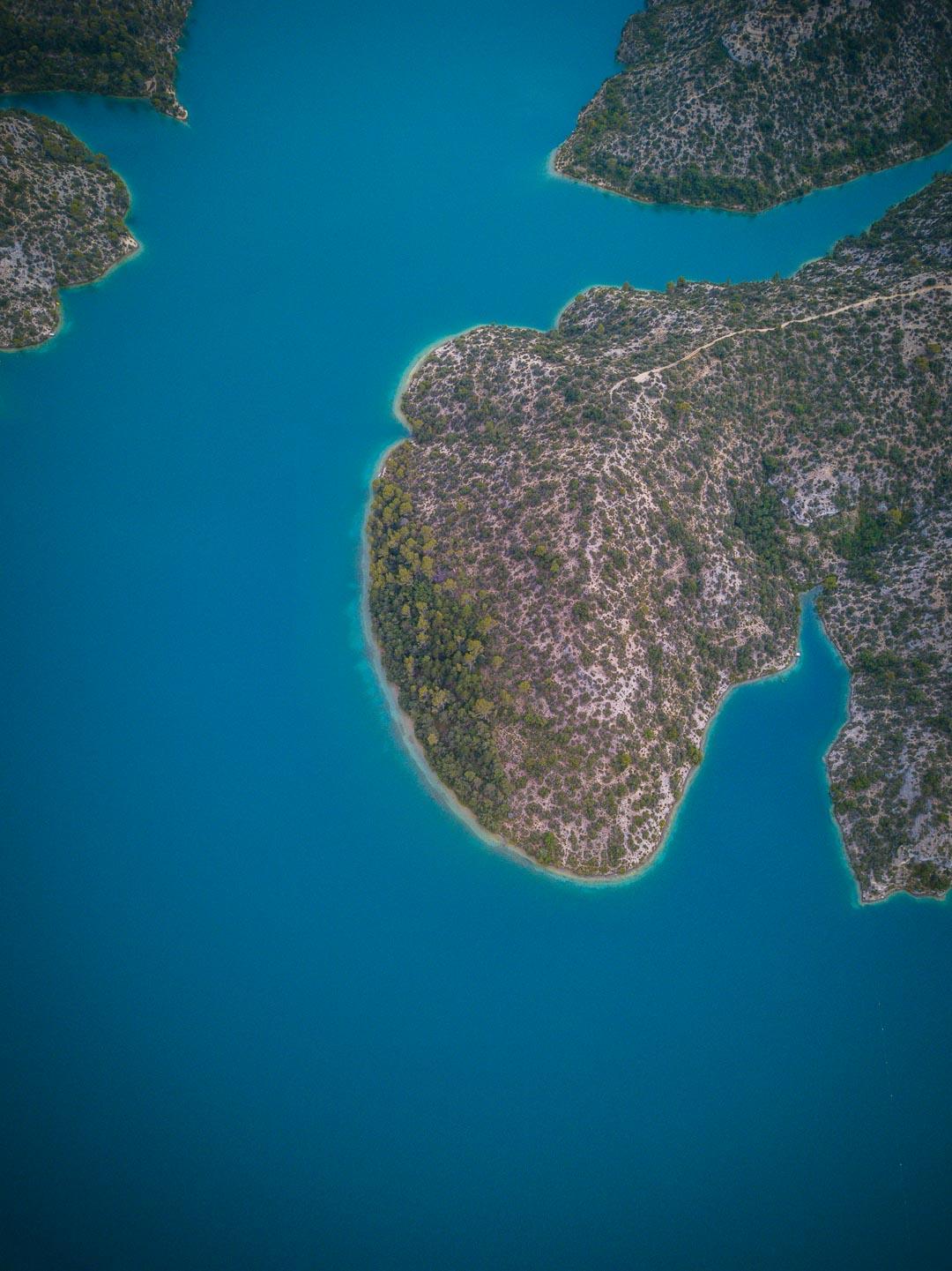 top down view of lac esparron de verdon