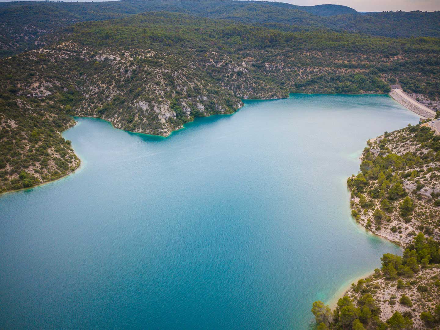 bridge in lac esparron de verdon