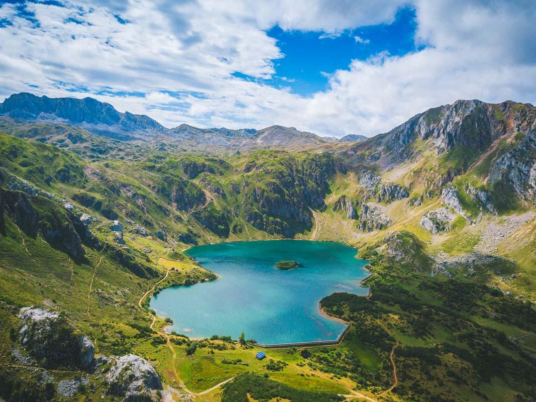 the lago del valle from ruta valle del lago somiedo spain