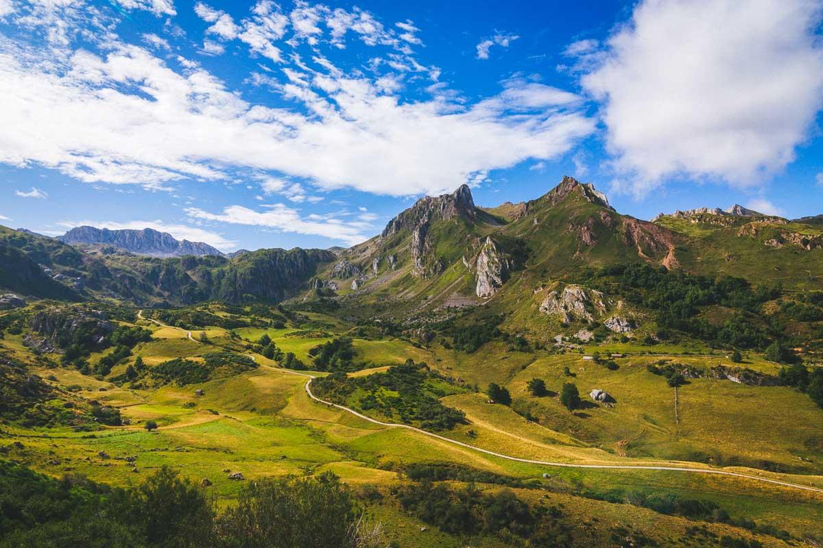 landscape of the valle del lago somiedo