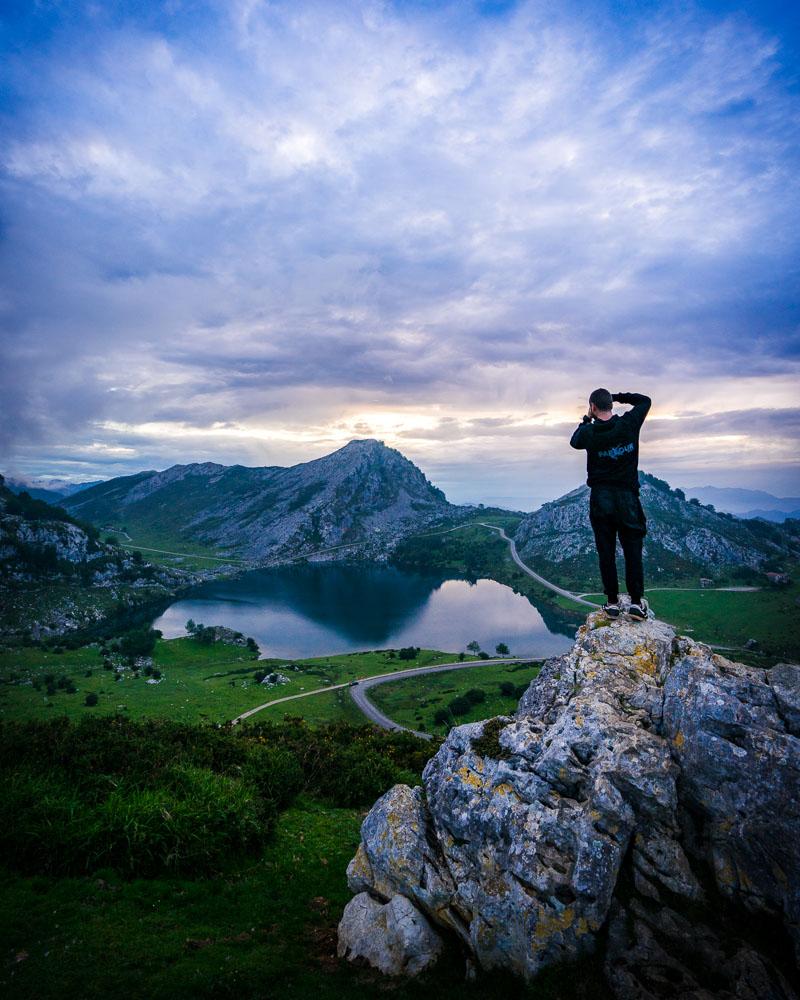 kevmrc photographing the covadonga lakes