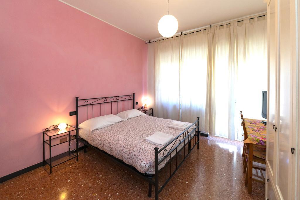 lia rooms among the cheapest hotels la spezia