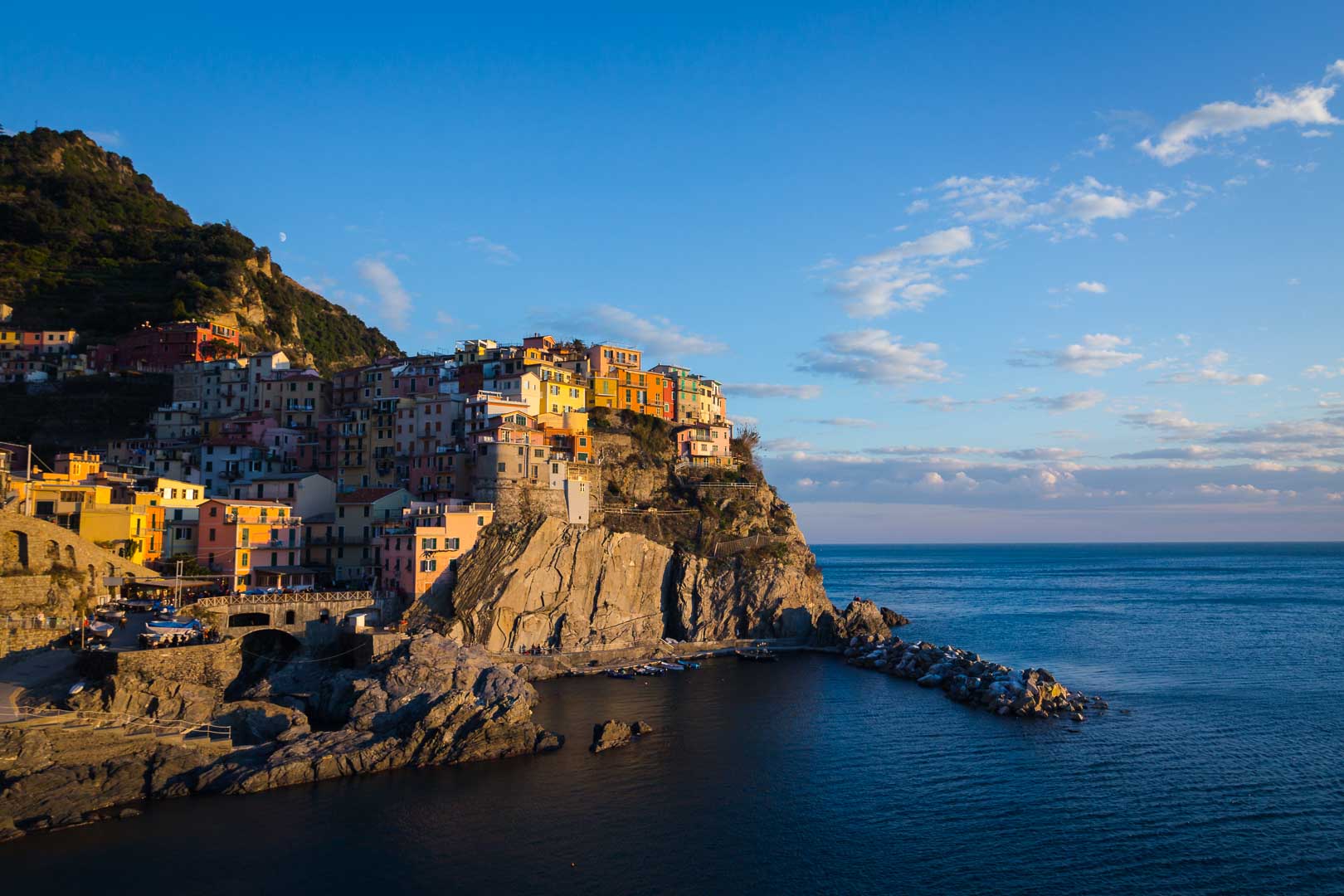 moonrise over manarola cinque terre