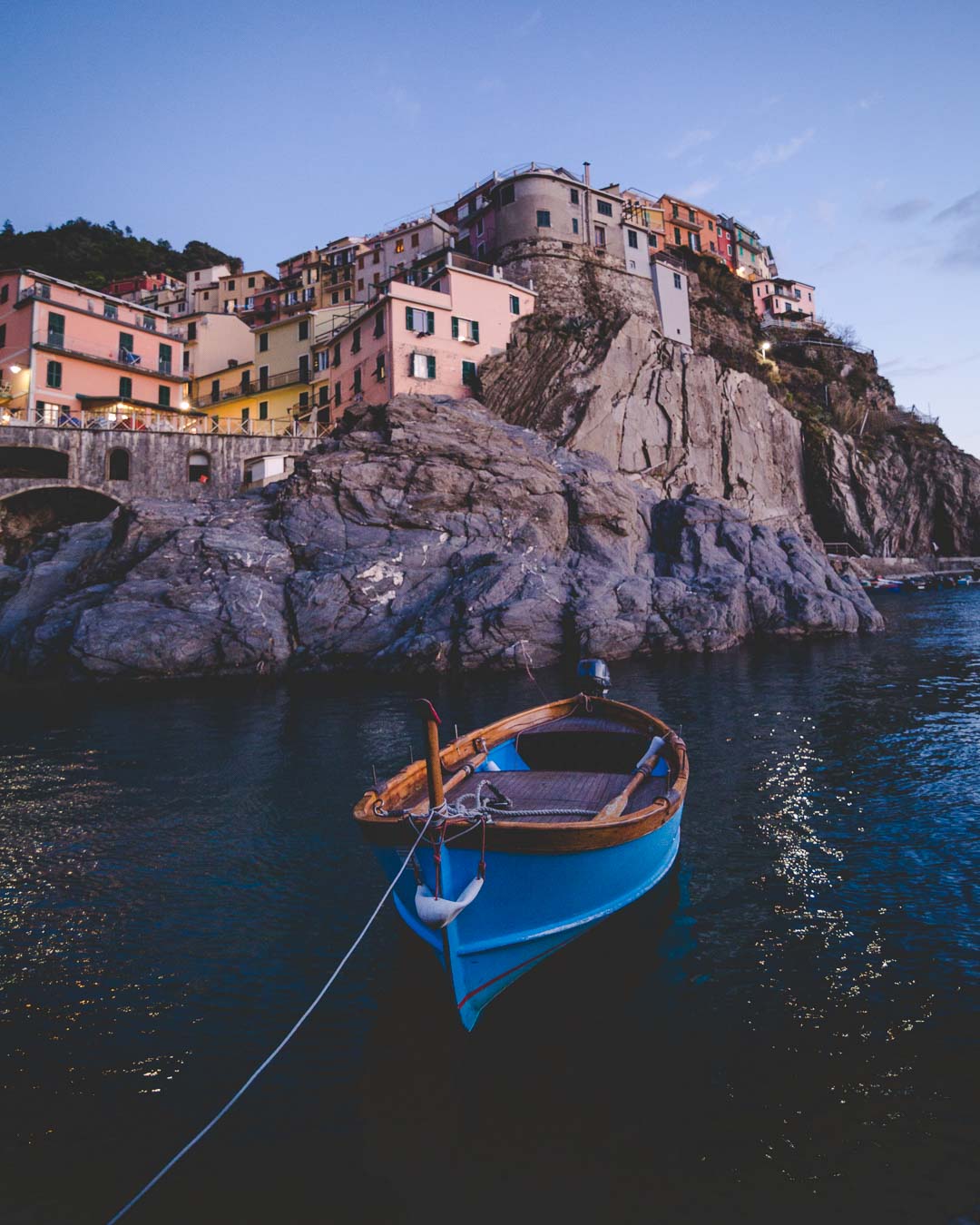 boat in manarola