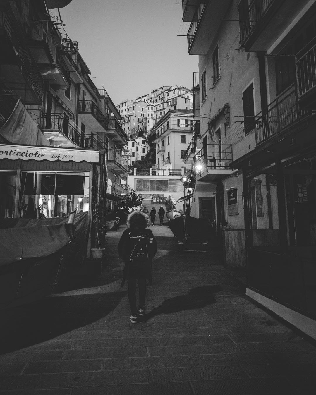 streets of manarola in black and white