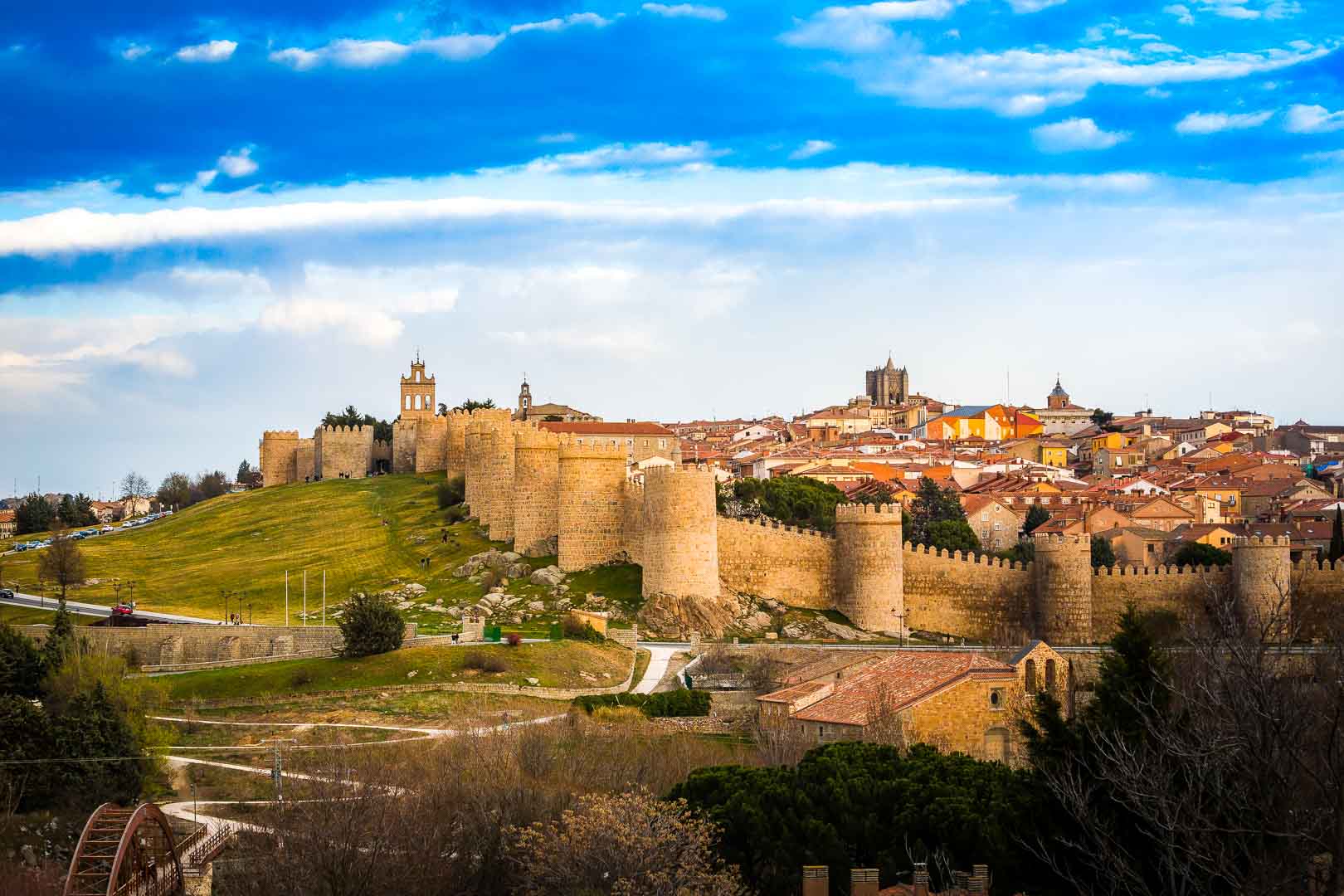 view from the mirador los 4 postes avila spain