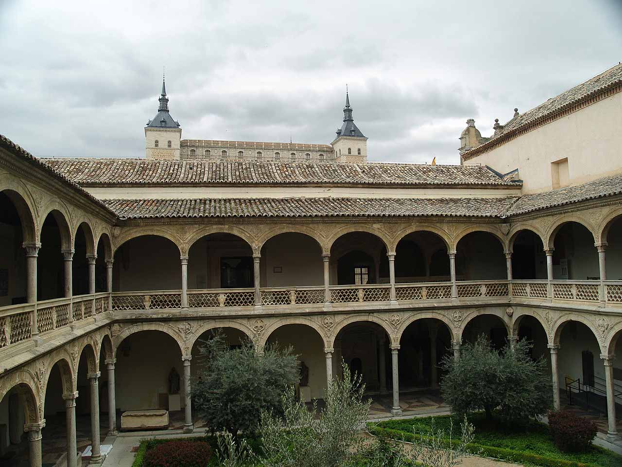 museo de santa cruz toledo spain