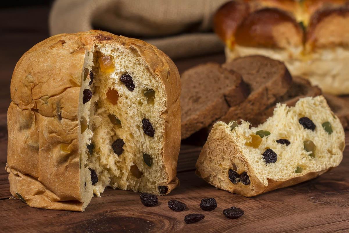panettone a sweet pastry eaten at christmas by italian facts about food
