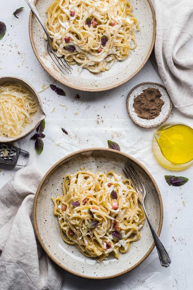 pasta alla carbonara specialty of rome