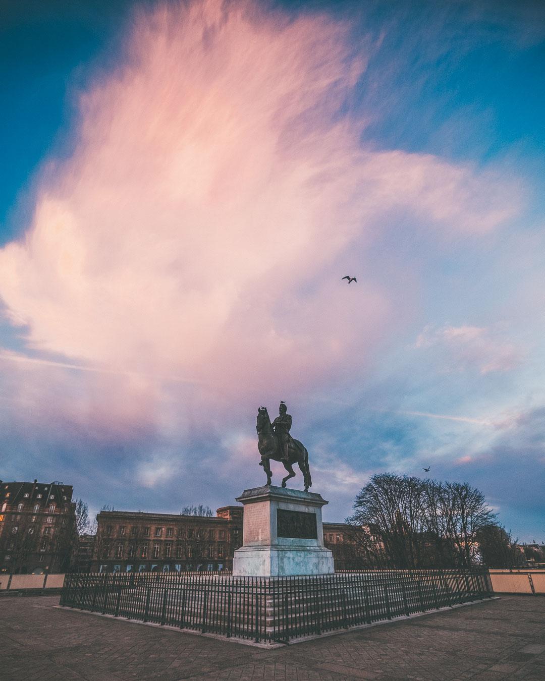 statue henri iv on the pont neuf bridge paris