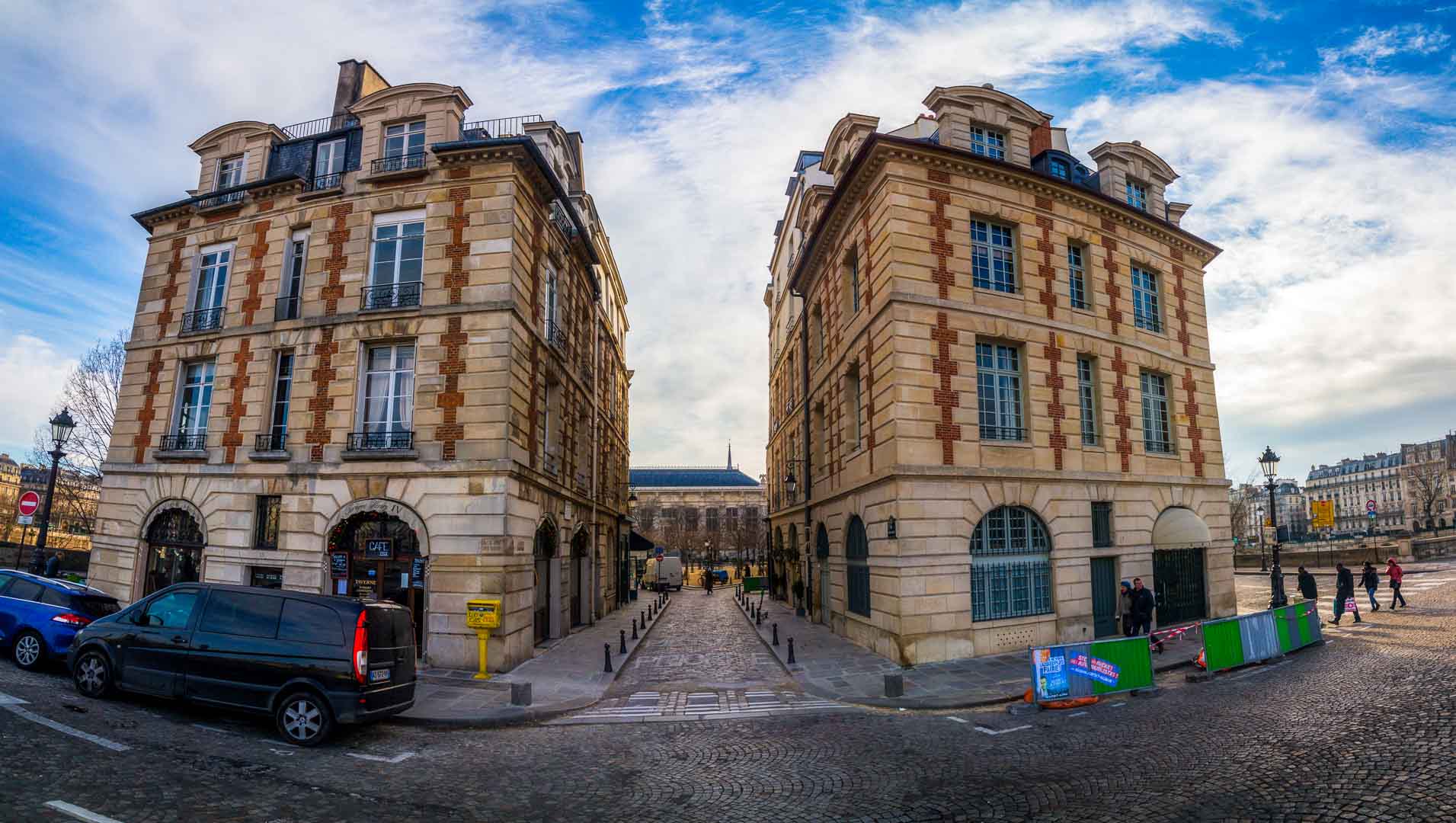 west entrance of place dauphine