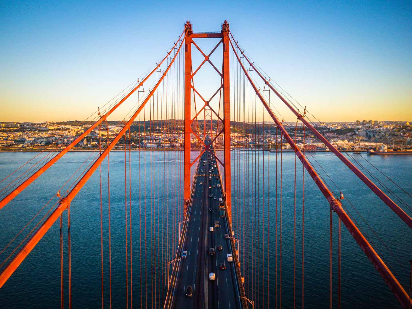 ponte 25 de abril is one of the famous monuments in portugal