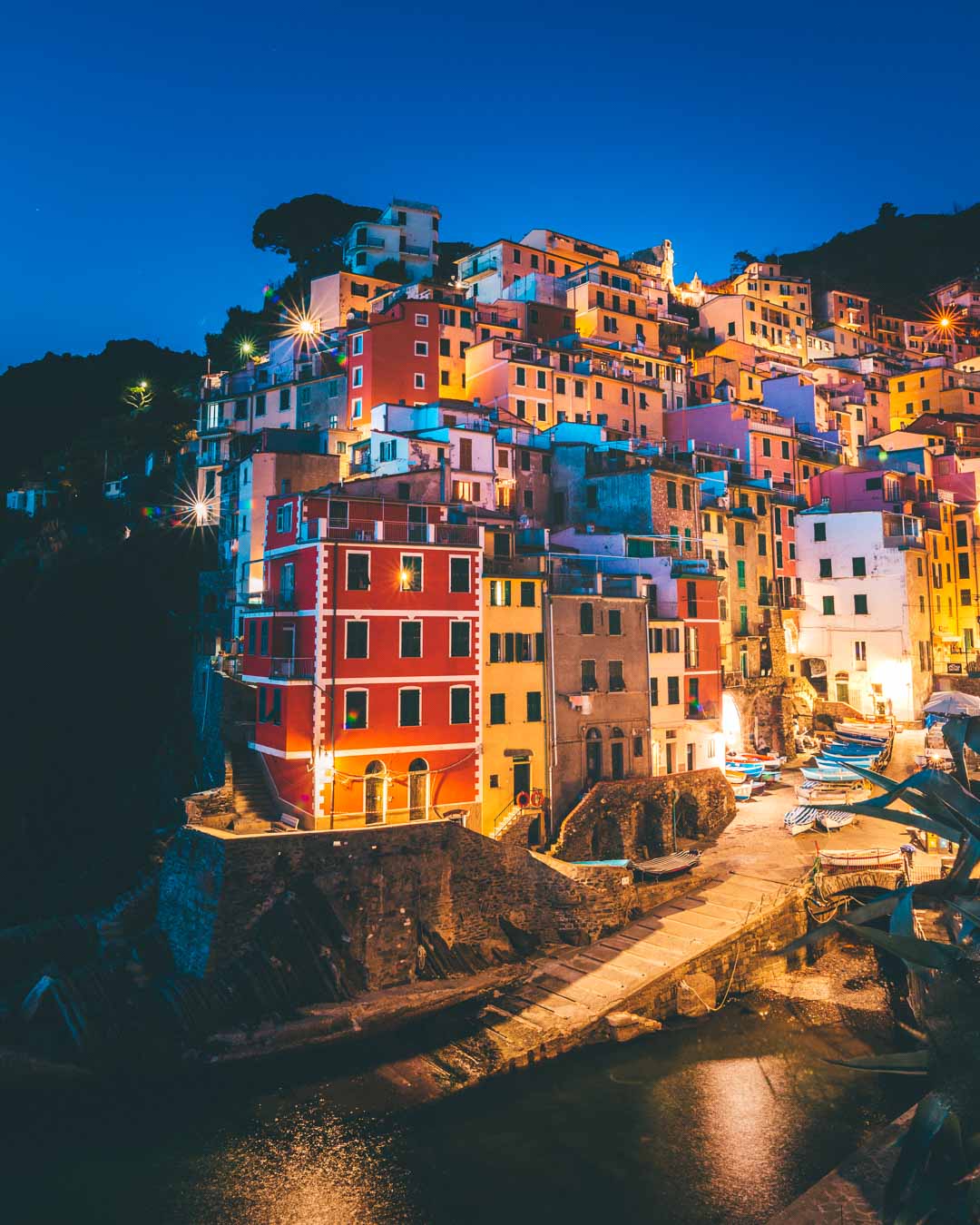 the houses of riomaggiore at night