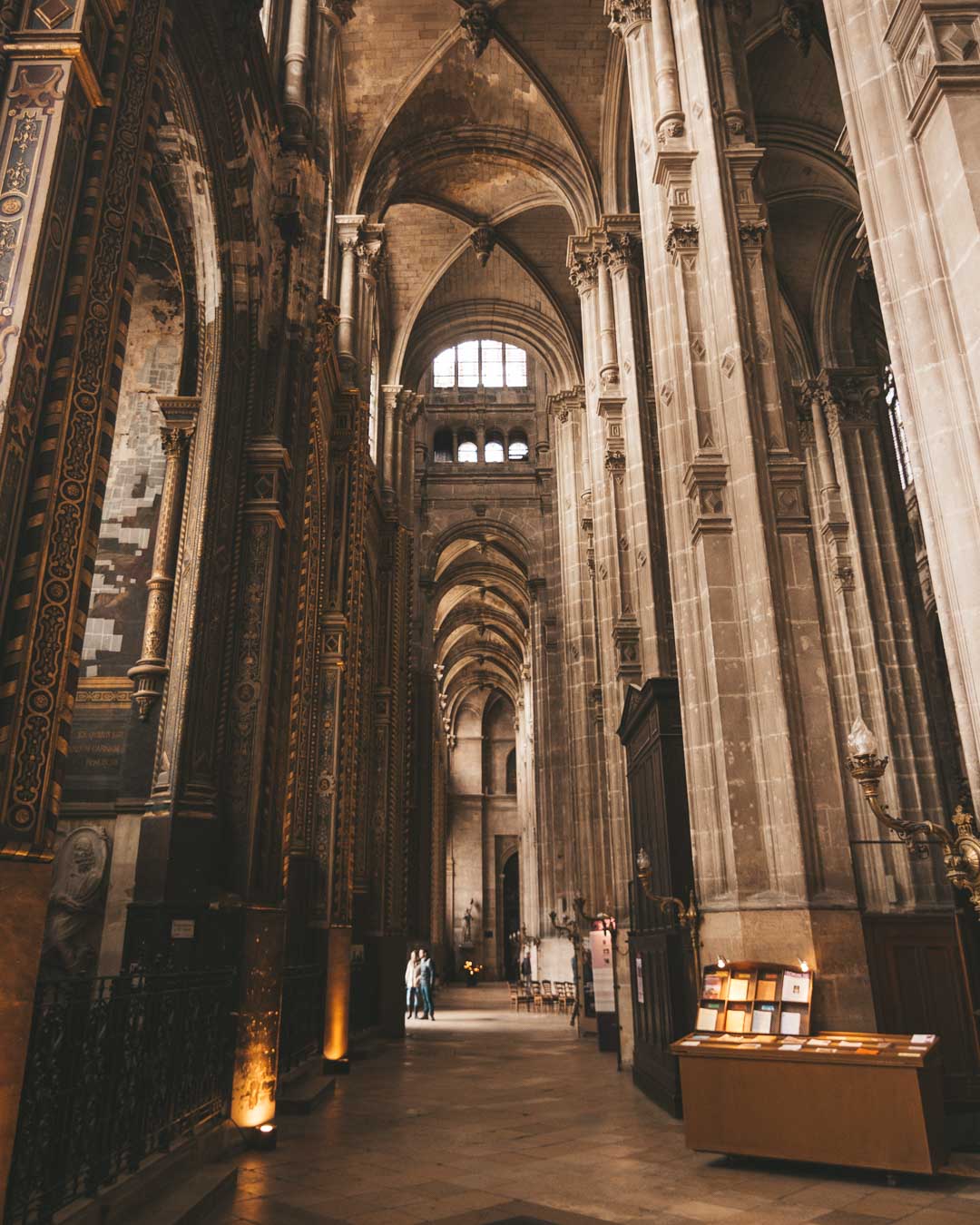 exploring saint eustache church