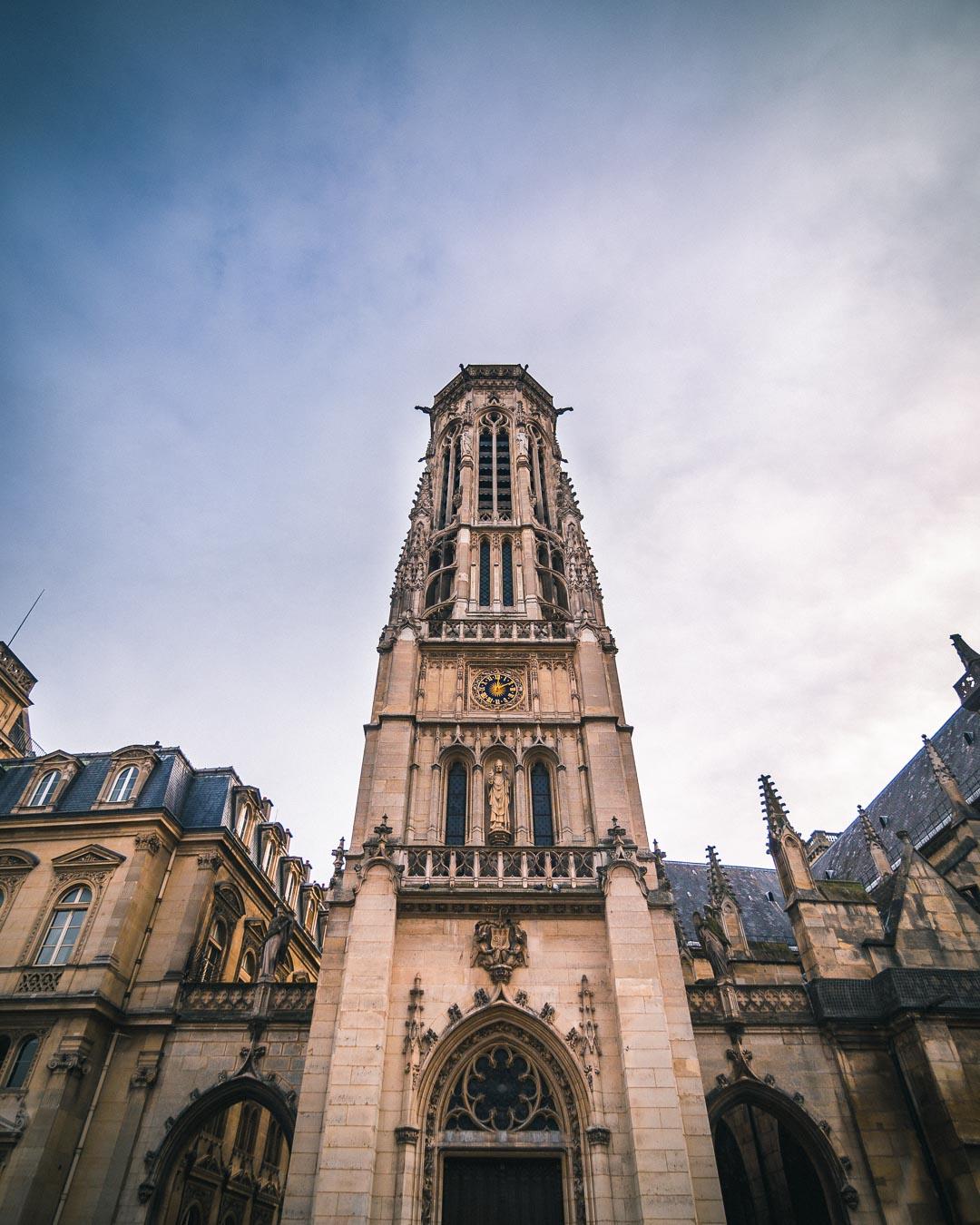 the beffroi in paris first arrondissement