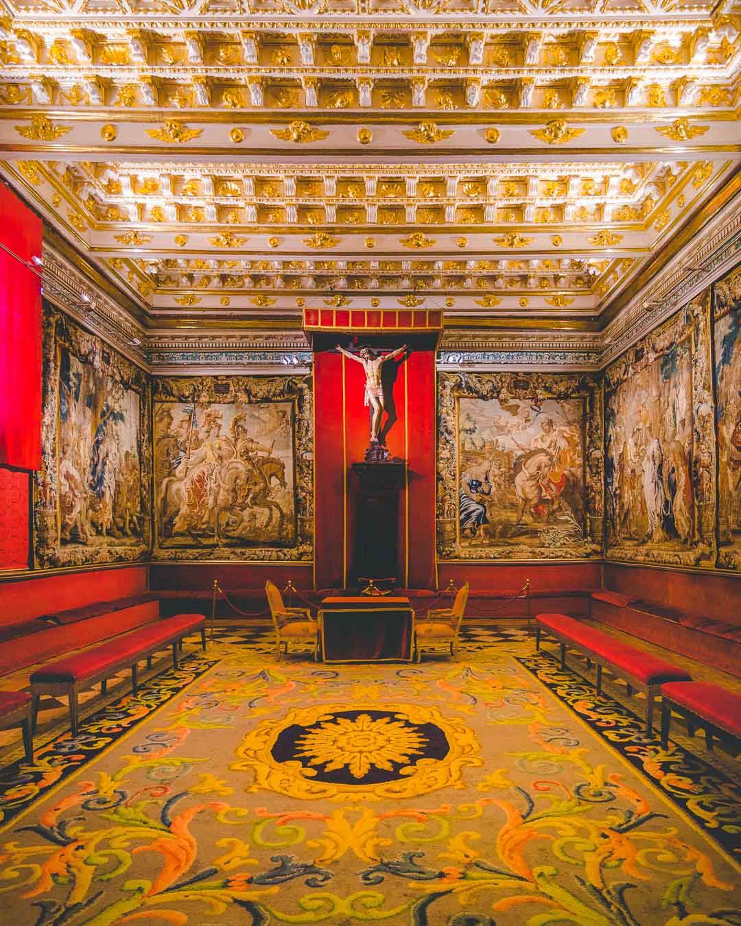 chapter hall of the segovia cathedral